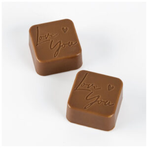 Martellato Chocolate mould romantic pralines with the words 'love you'.